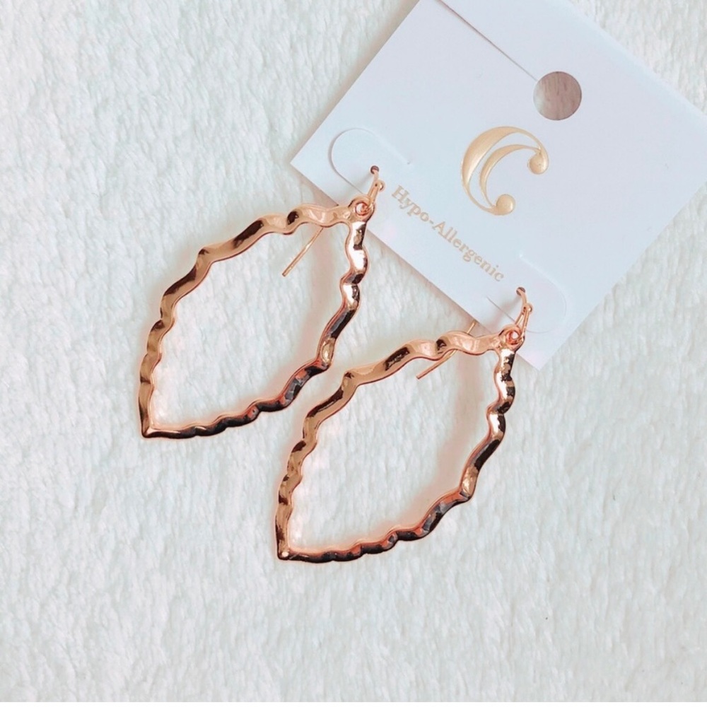 gold dangle earrings